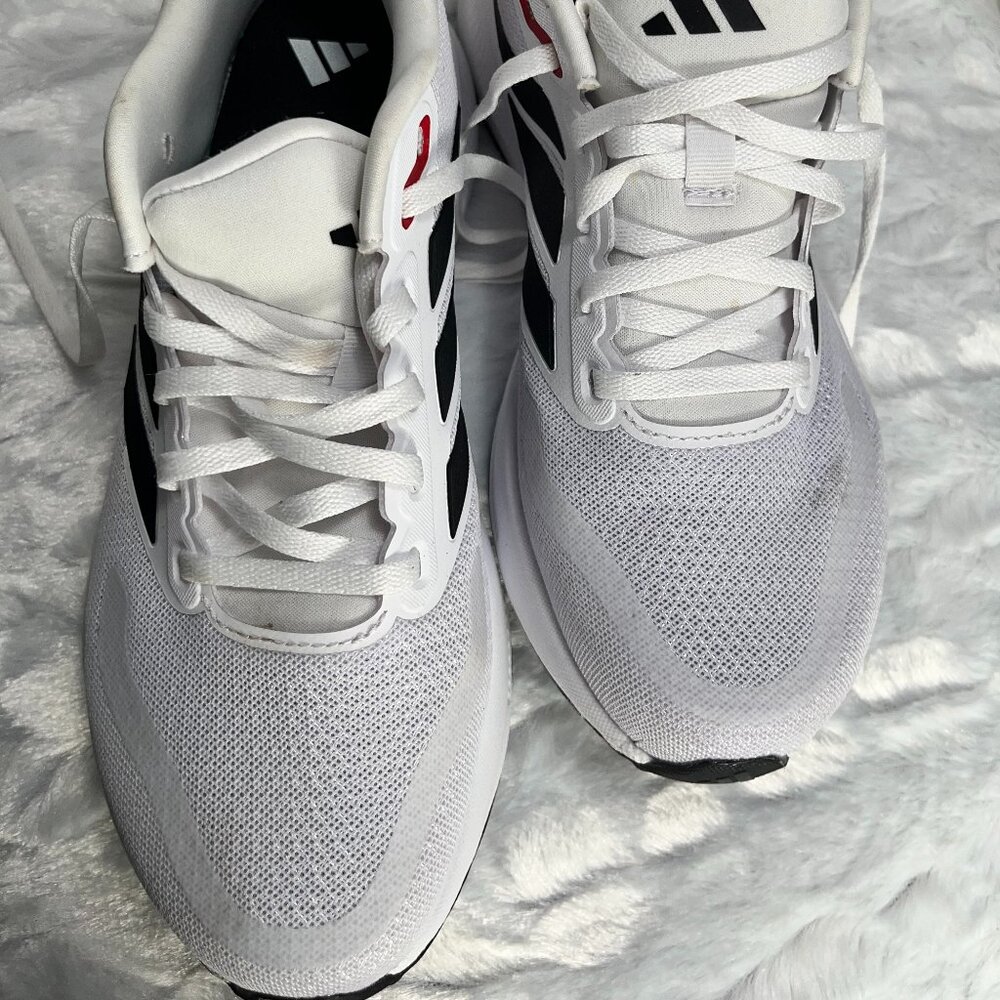 ***Adidas***   Mens Runfalcon 5 in Cloud White/Core Black/Better Scarlet Size 7 - Picture 2 of 9